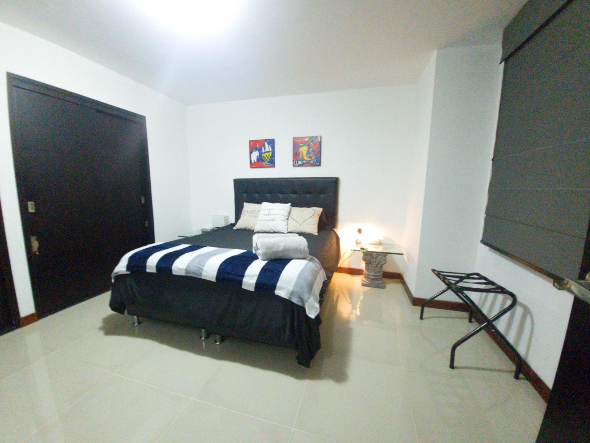 Apartment Center Flats - In El Poblado Near Park Lleras, Medellin! Medellin