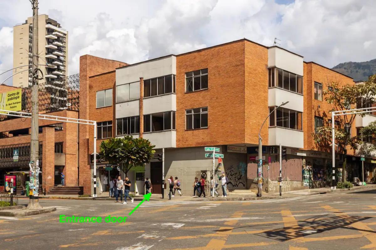 Center Flats - In El Poblado Near Park Lleras, Medellin! Medellin