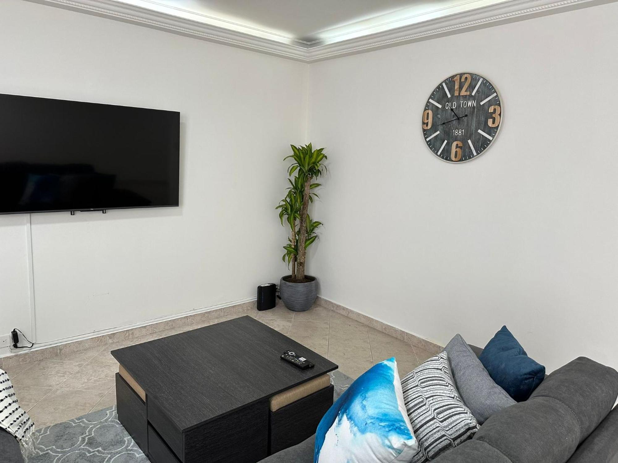 Center Flats - In El Poblado Near Park Lleras, Medellin!