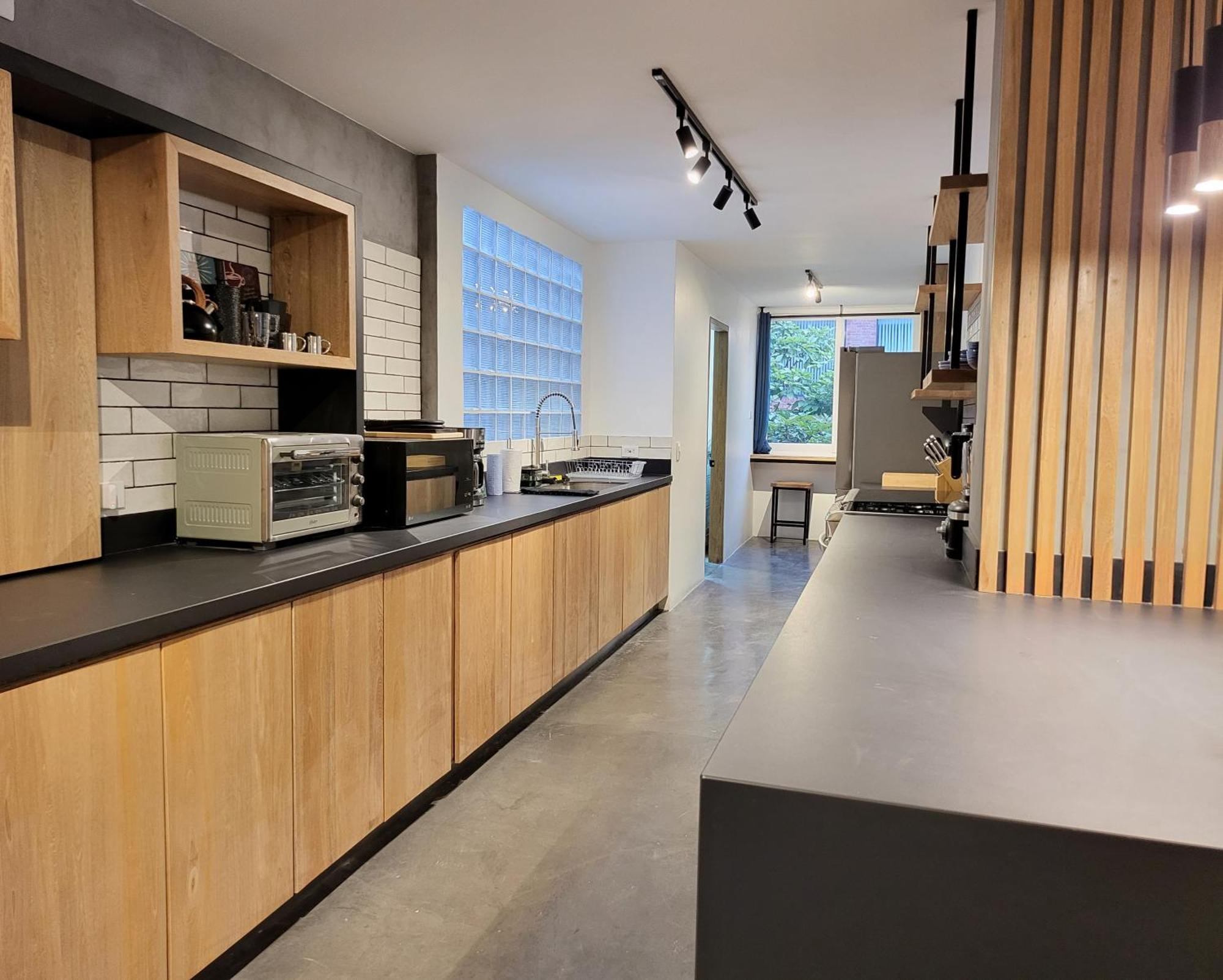 Apartment Center Flats - In El Poblado Near Park Lleras, Medellin!