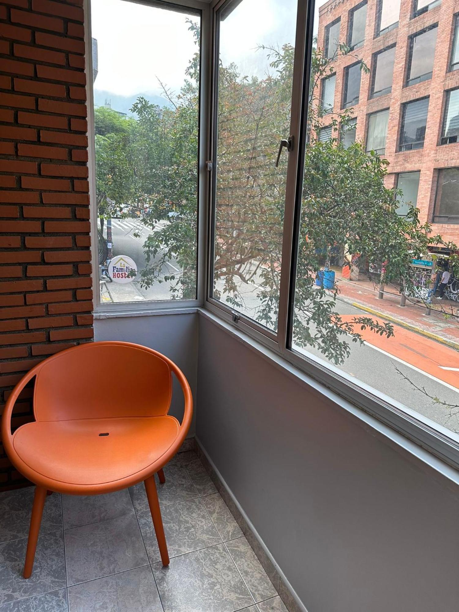 Apartment Center Flats - In El Poblado Near Park Lleras, Medellin! *