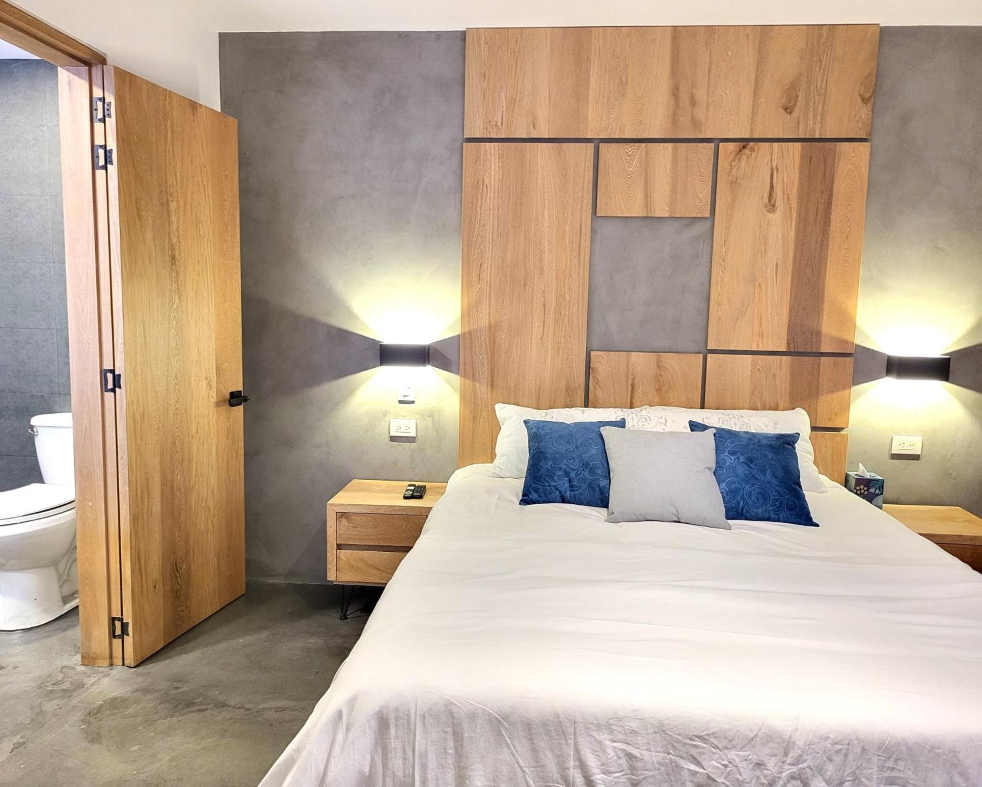 Center Flats - In El Poblado Near Park Lleras, Medellin! Medellin
