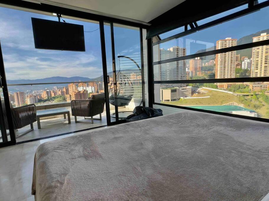 Apartment 2002 Skyline View In El Poblado *