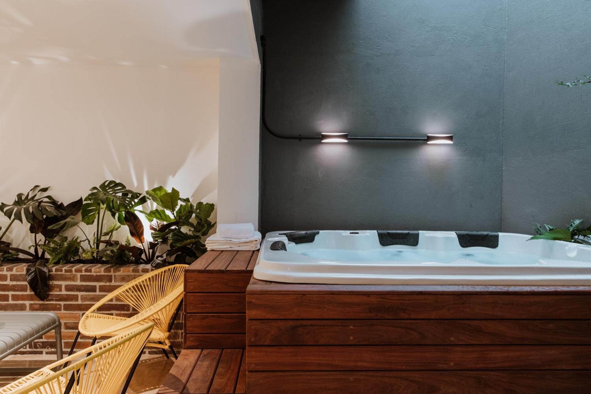 Villaz Luxury Aparthotel *