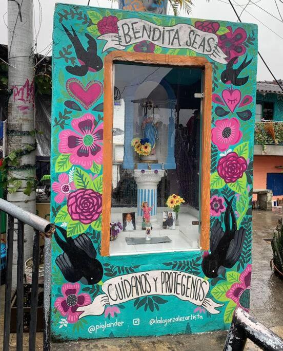 Apto Renovado 2 Hab A 6 Minutos Del Graffitour Medellin