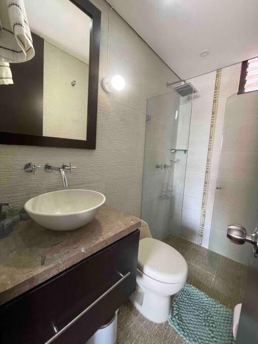 Apartment Nice Apt 2 Bedroom 2 Bath In Laureles Second Park *