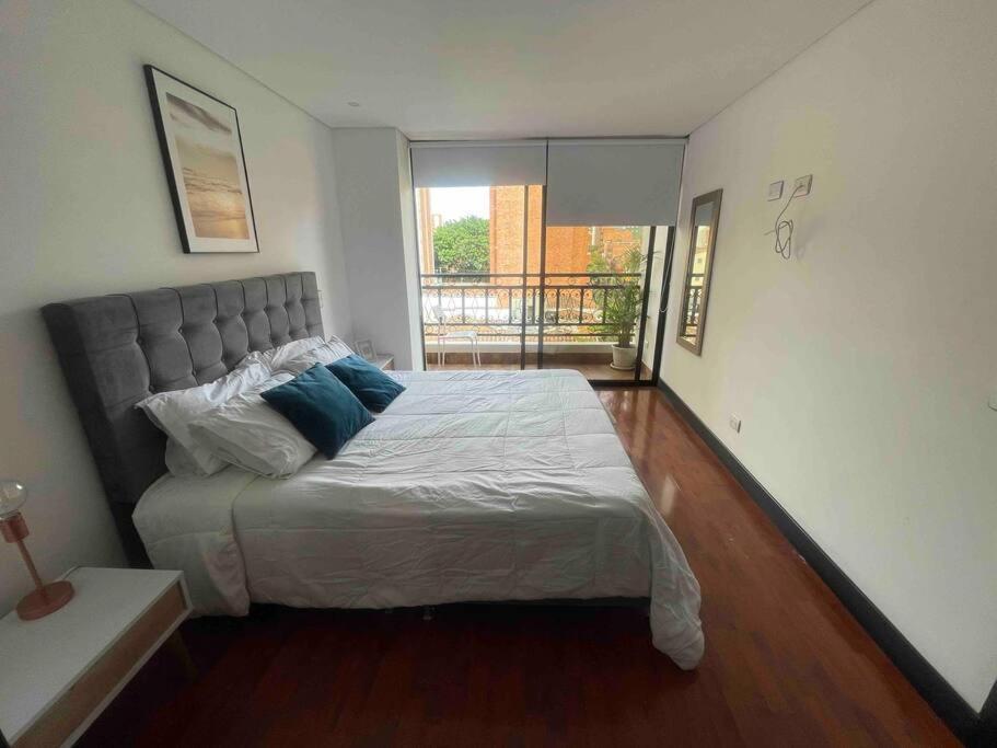Apartment Nice Apt 2 Bedroom 2 Bath In Laureles Second Park