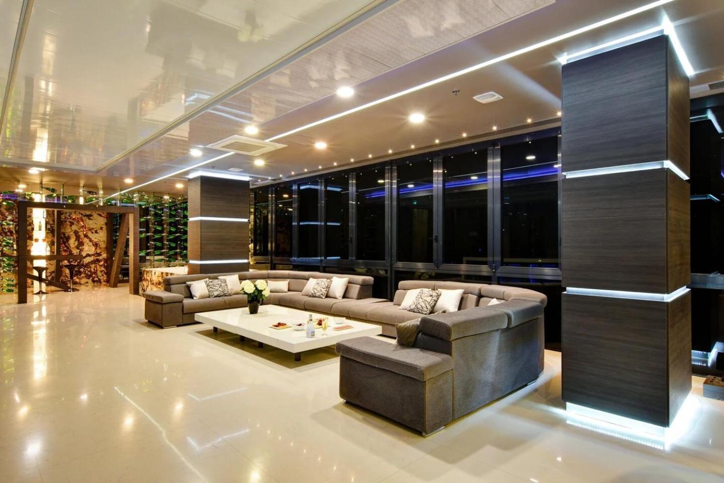 Europa Apartment *