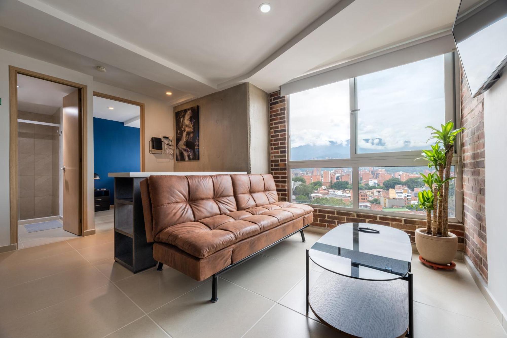 Apartment Stunning Views In Laureles-ac-200mb Wifi Medellin
