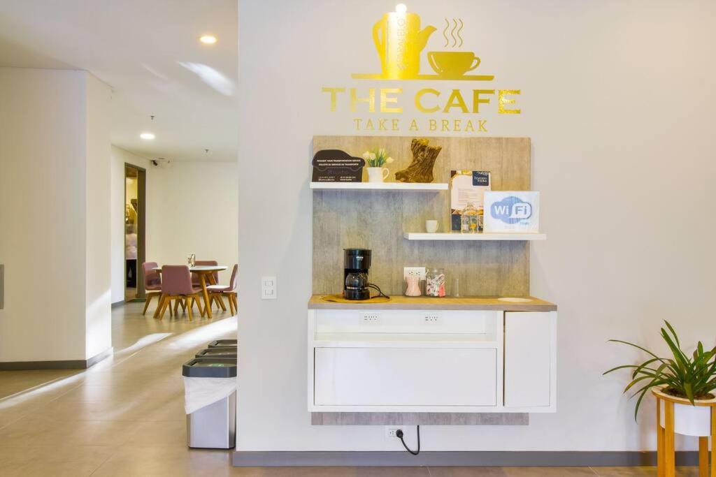 Apartment The Place Need In Poblado-medellin 1103 Medellin