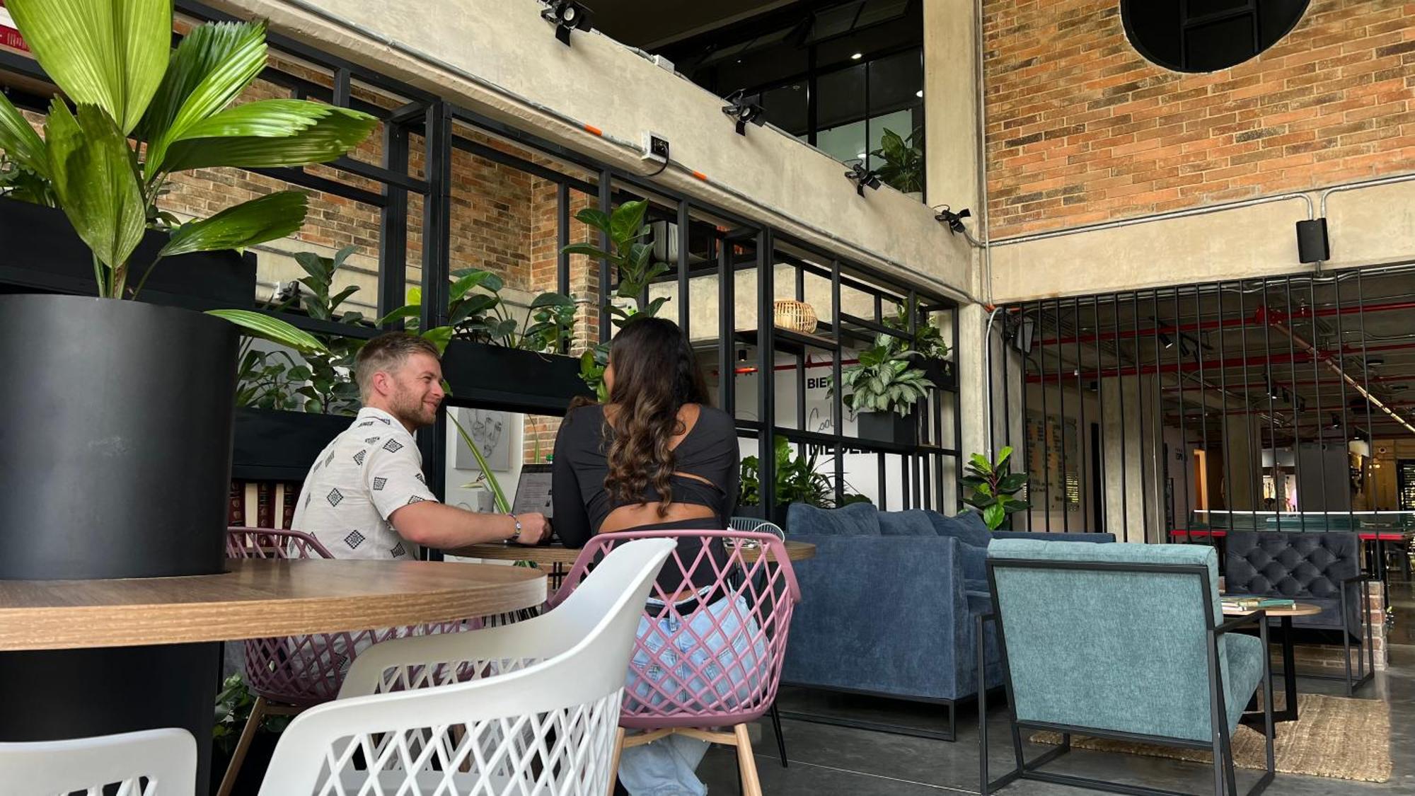 Patios Cool Living Hotel Medellin