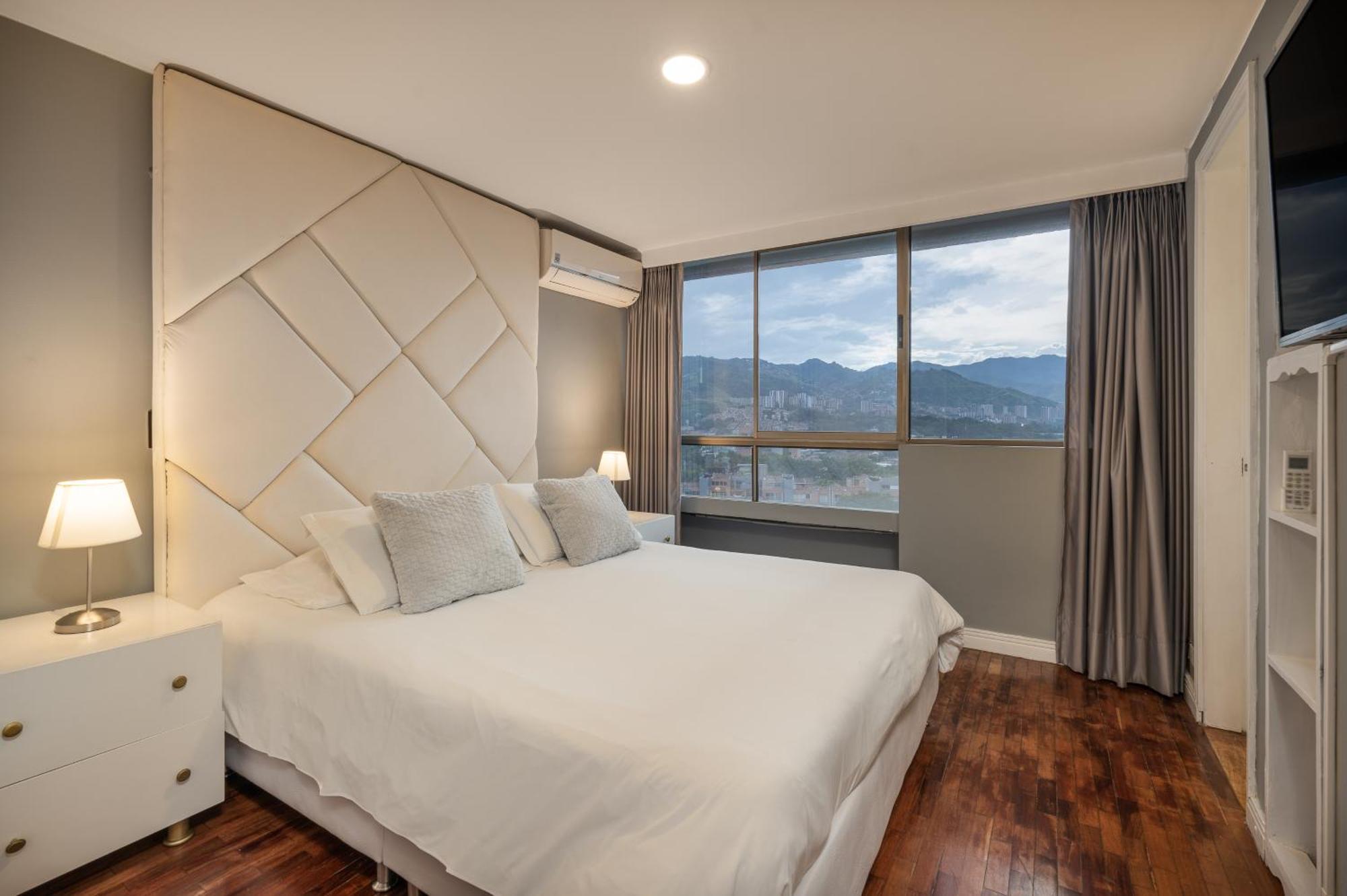 Apartment 1003 Alcazar De Oviedo