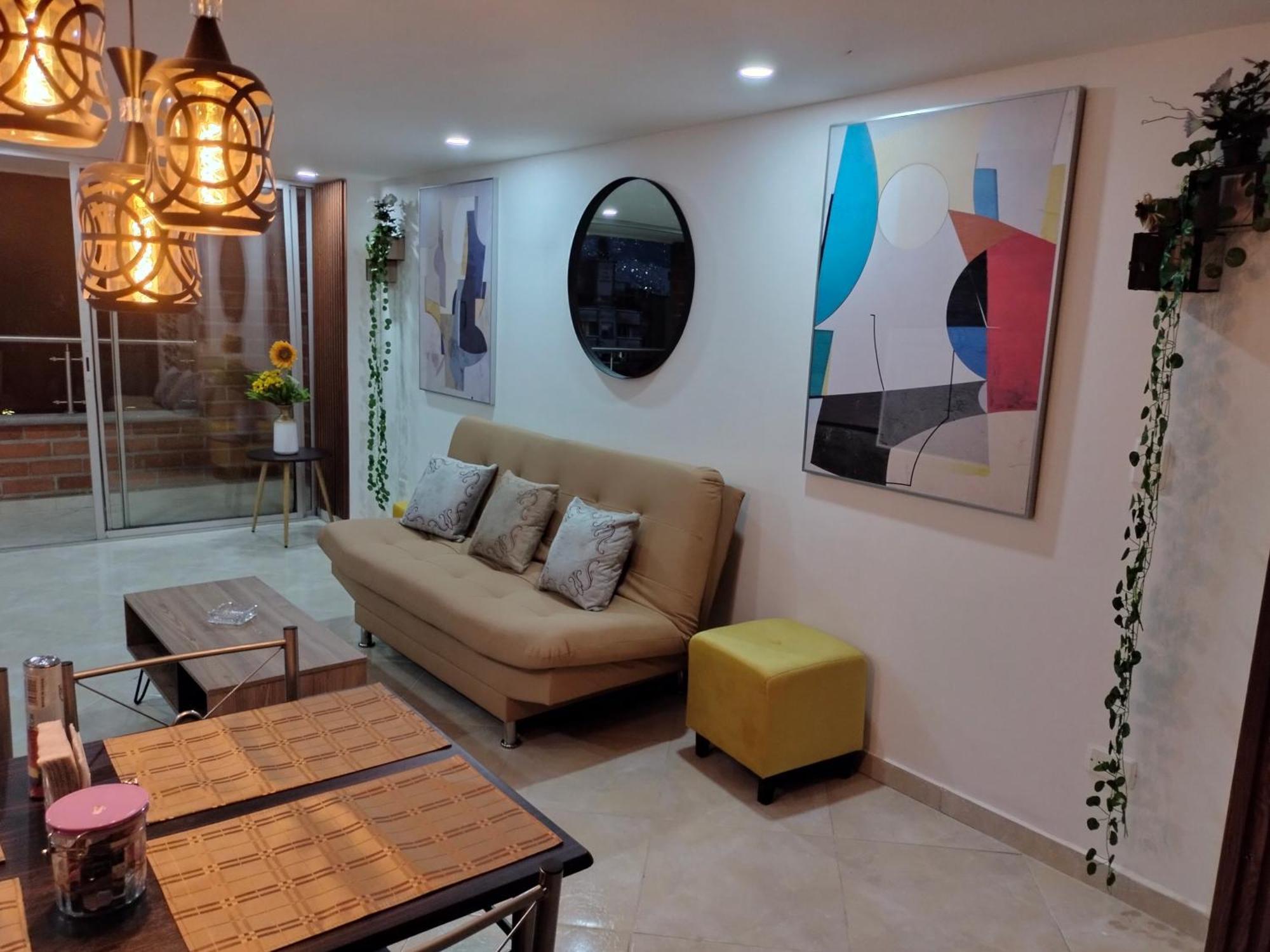 Moderno, 3hab, Elegante, La Mejor Ubicacion Medellín