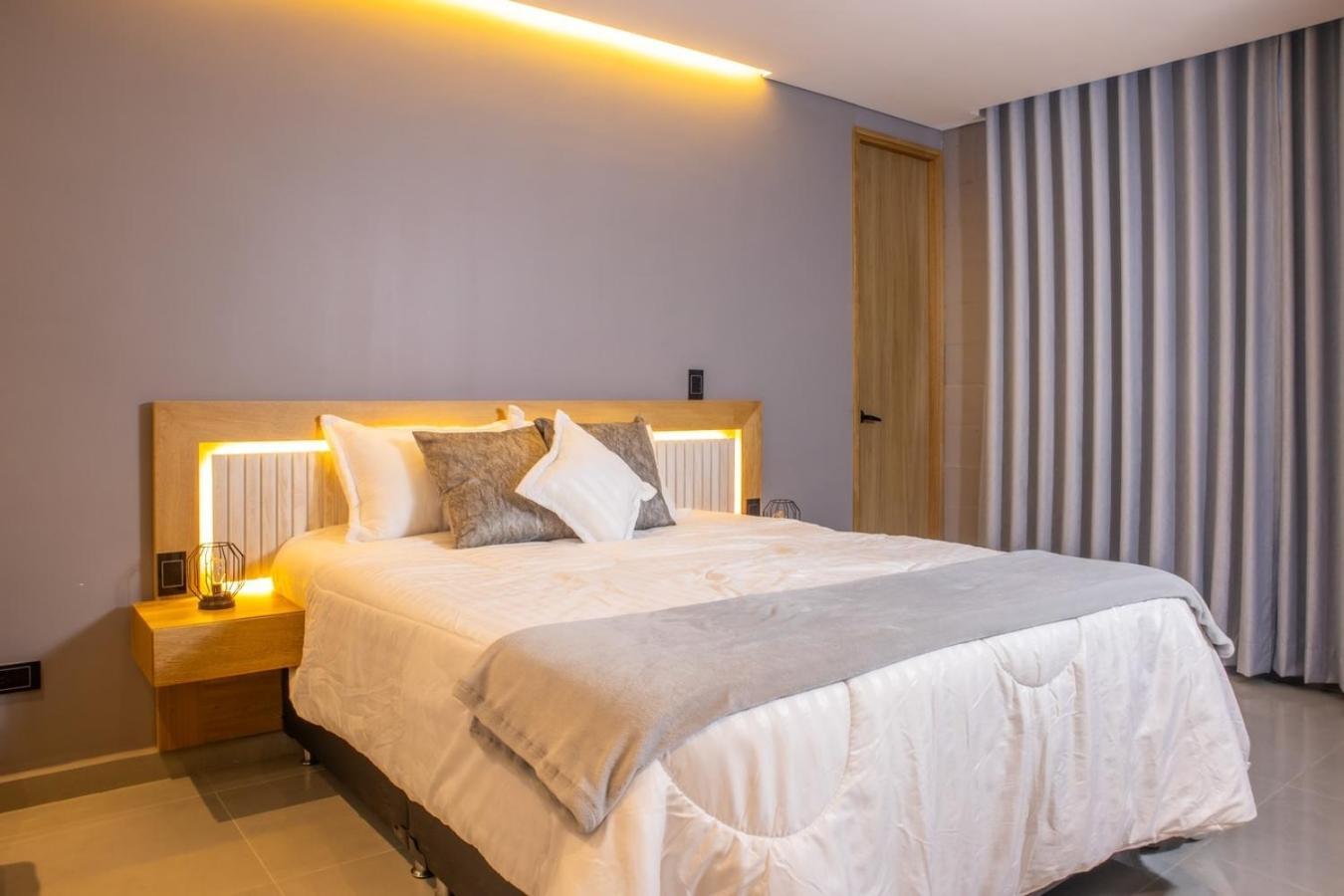 Rosa Negra Haven Cozy Stadio Aparta-suite Apartment *