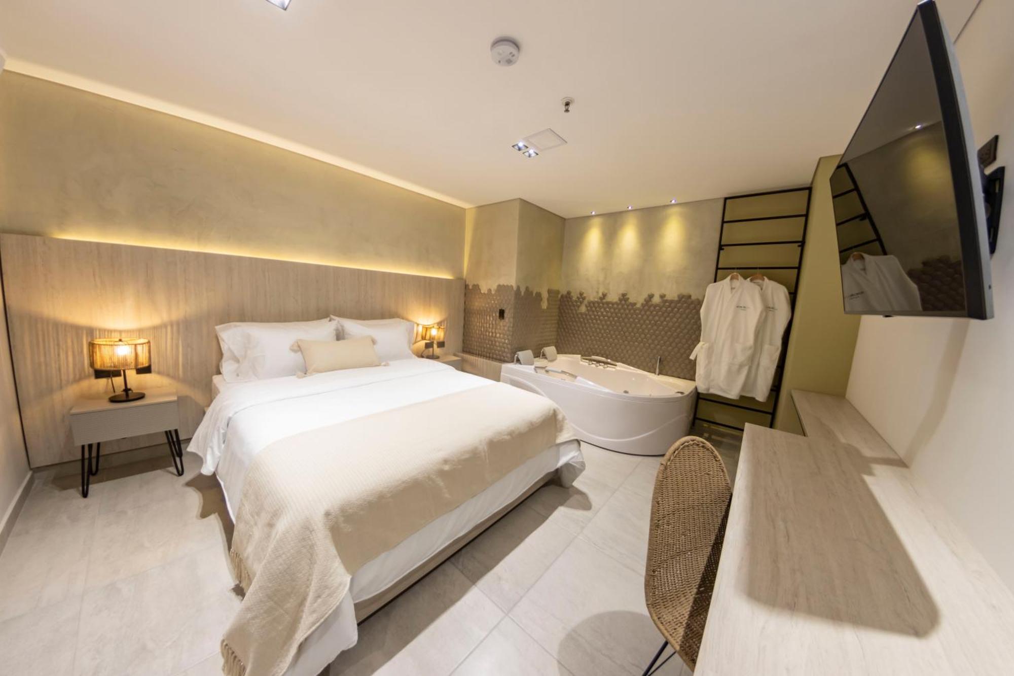 Hotel Sonata 44 Laureles *