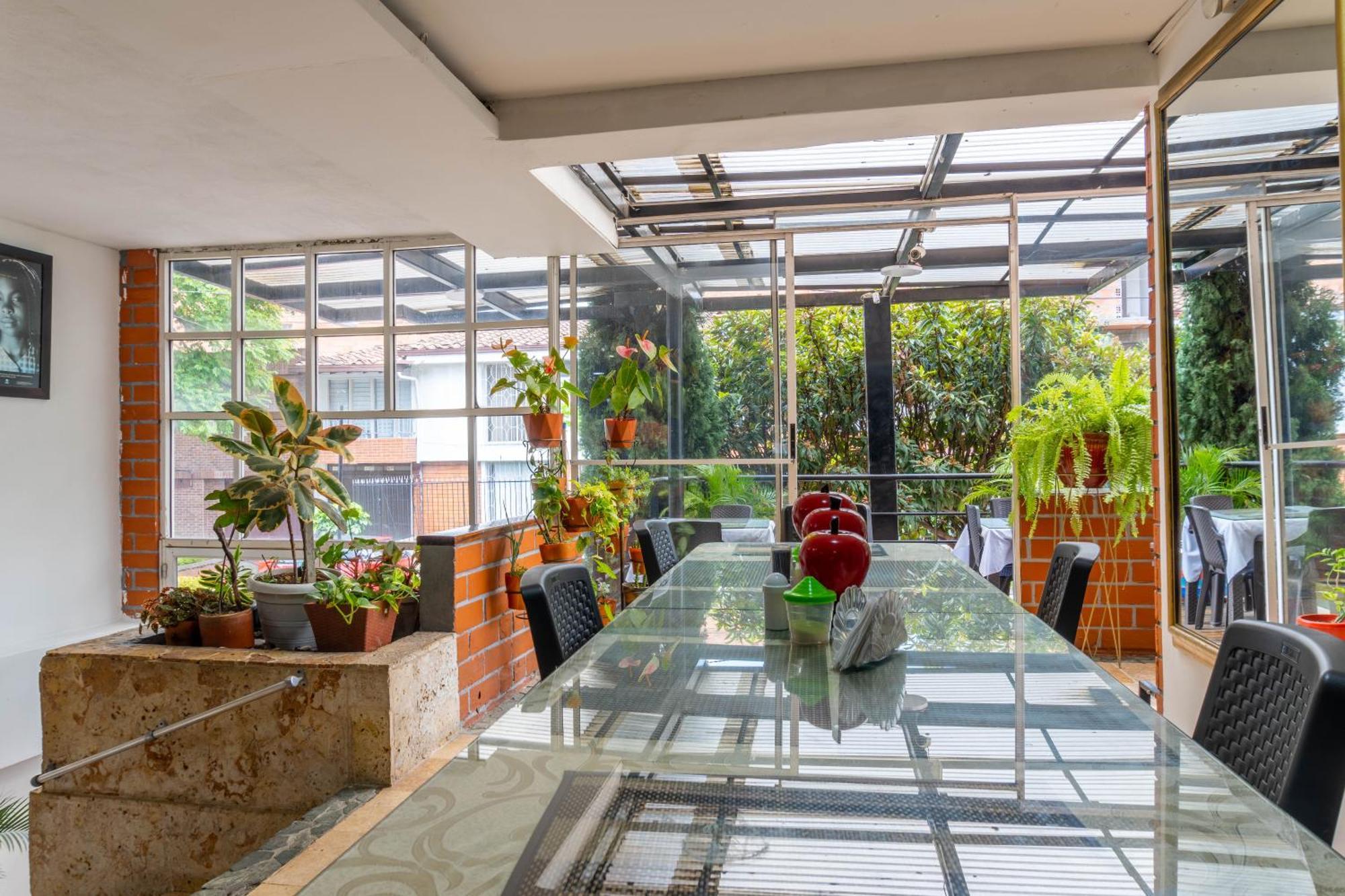 Casa Blanca Laureles Hotel Medellin