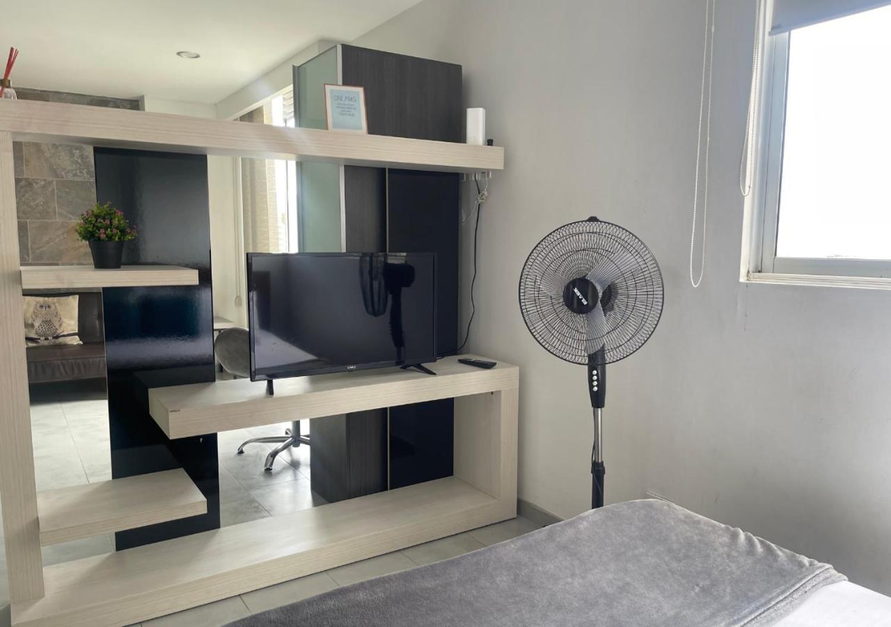 Encantador Apartamento En Exclusivo Sector 14 * Medellin