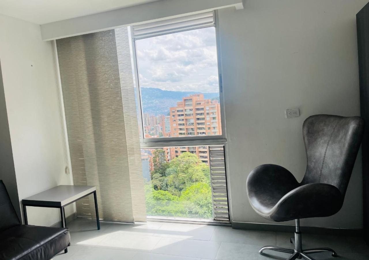 Encantador Apartamento En Exclusivo Sector 14 Medellin