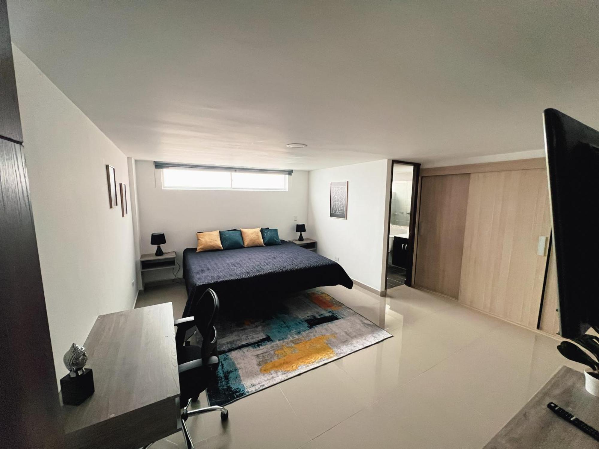 Apartment Familiar, Excelente Ubicacion, Laureles