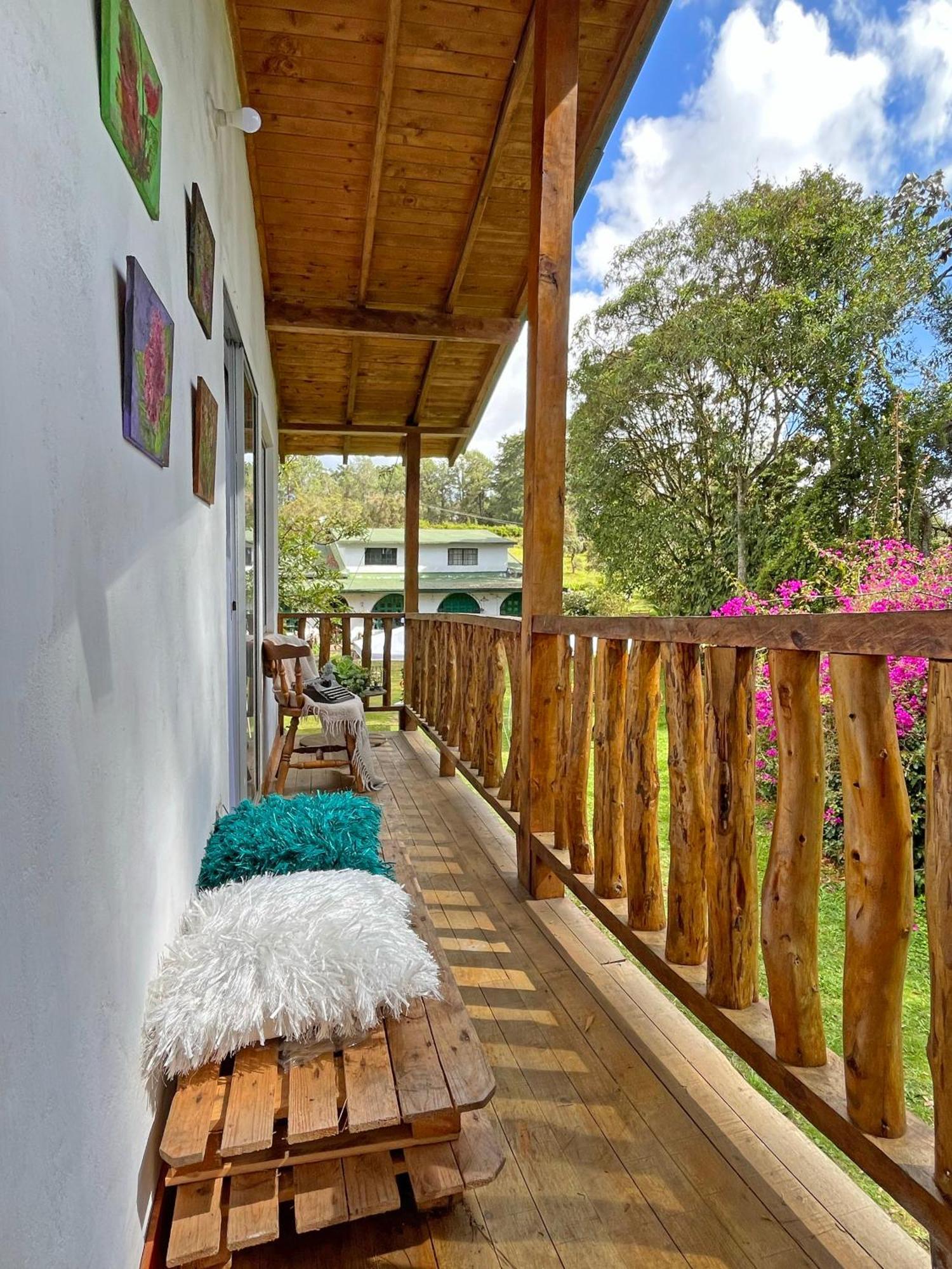 Guest house Cabana Casa Verde - Santa Elena Medellin