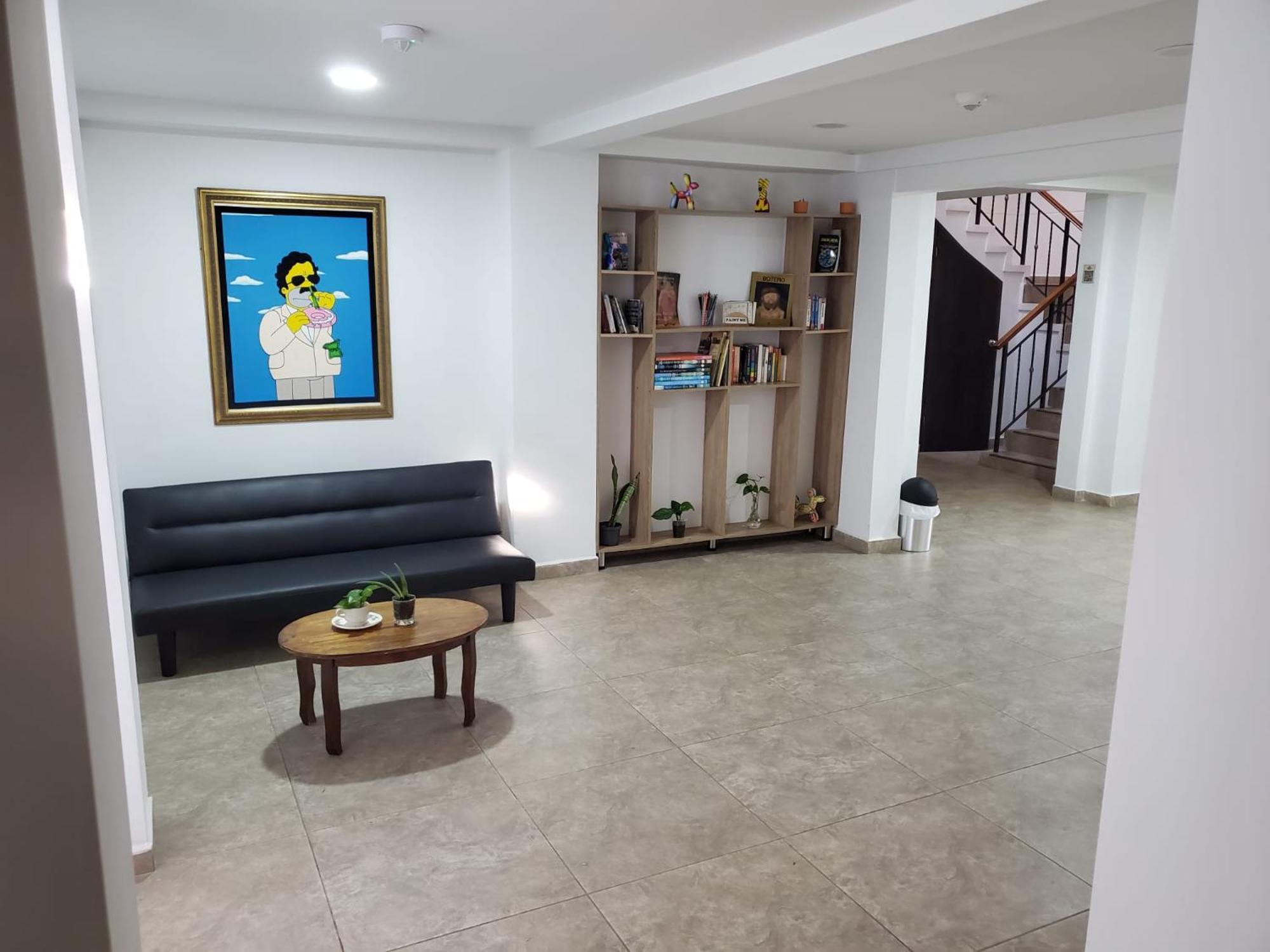 Hostal Cloud9