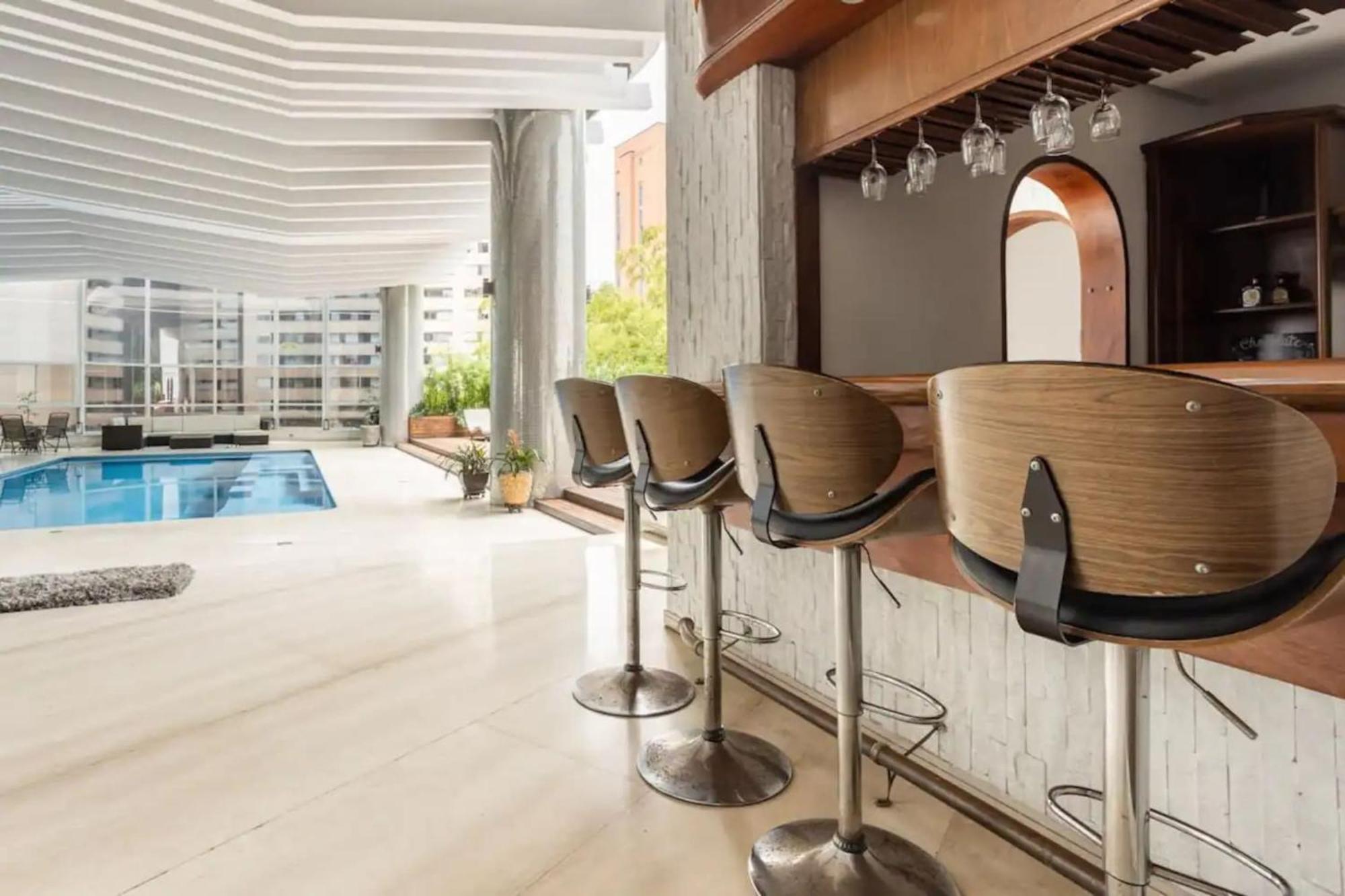 Stunning Luxury Penthouse With And Concierge *