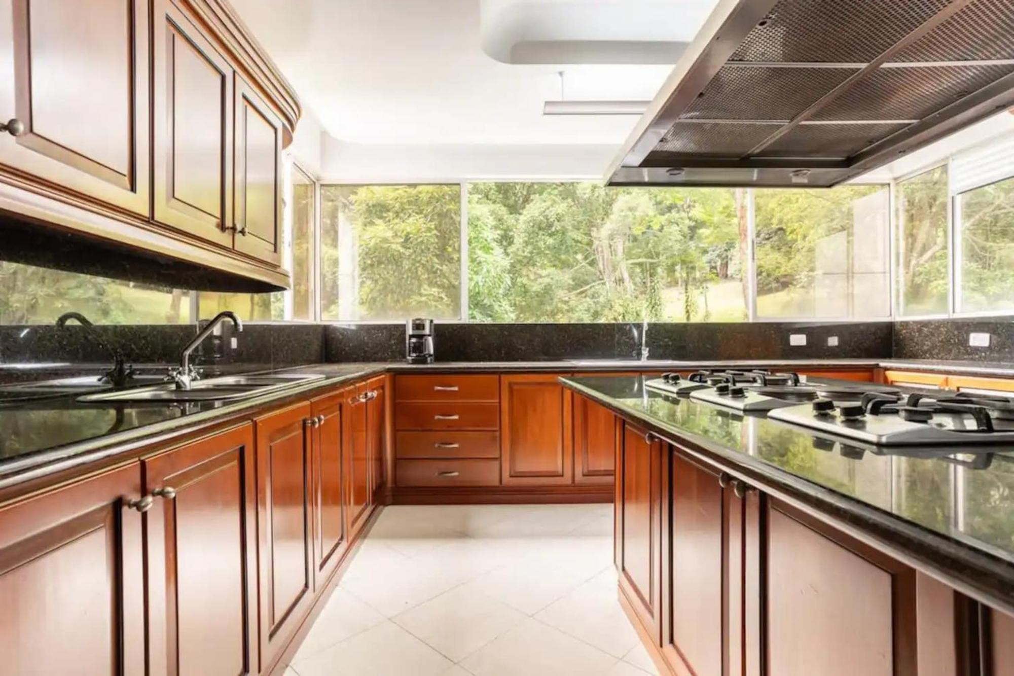 Stunning Luxury Penthouse With And Concierge Apartamento