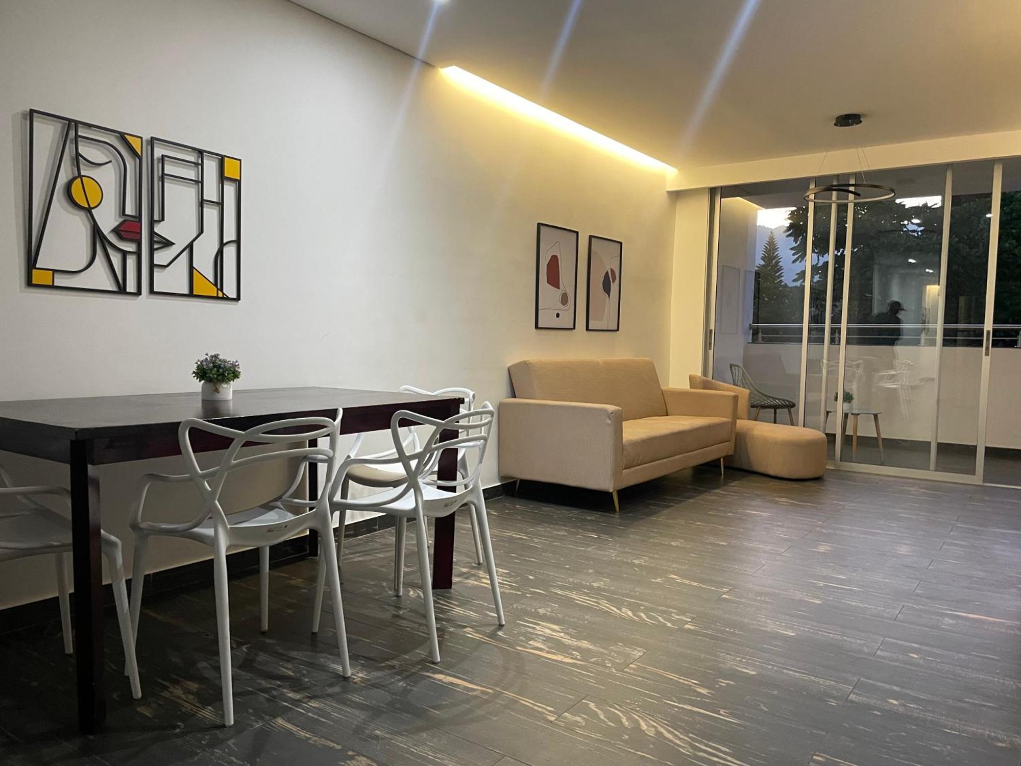 Apartment Plazetto Laurles Bonito De 3 Alcobas Parquedero *
