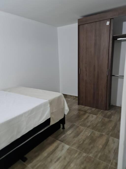 Rg33 Apartasuites 3 Hab 4b Apartment *