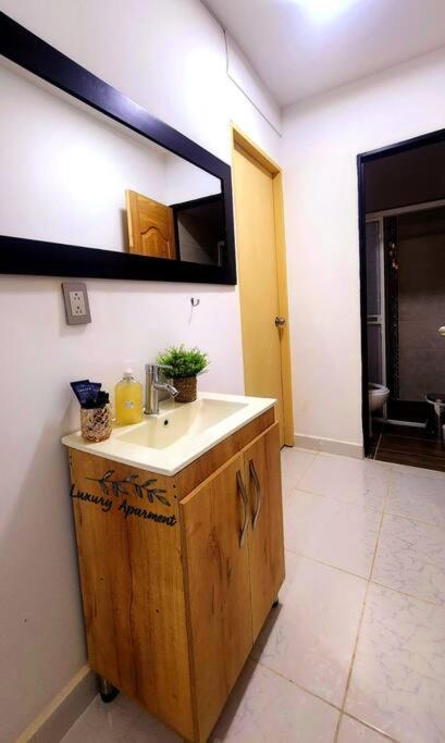Rentalsop An02 En Laureles, A Min Del Estadio, Cerca A Estacion Del Metro Apartment