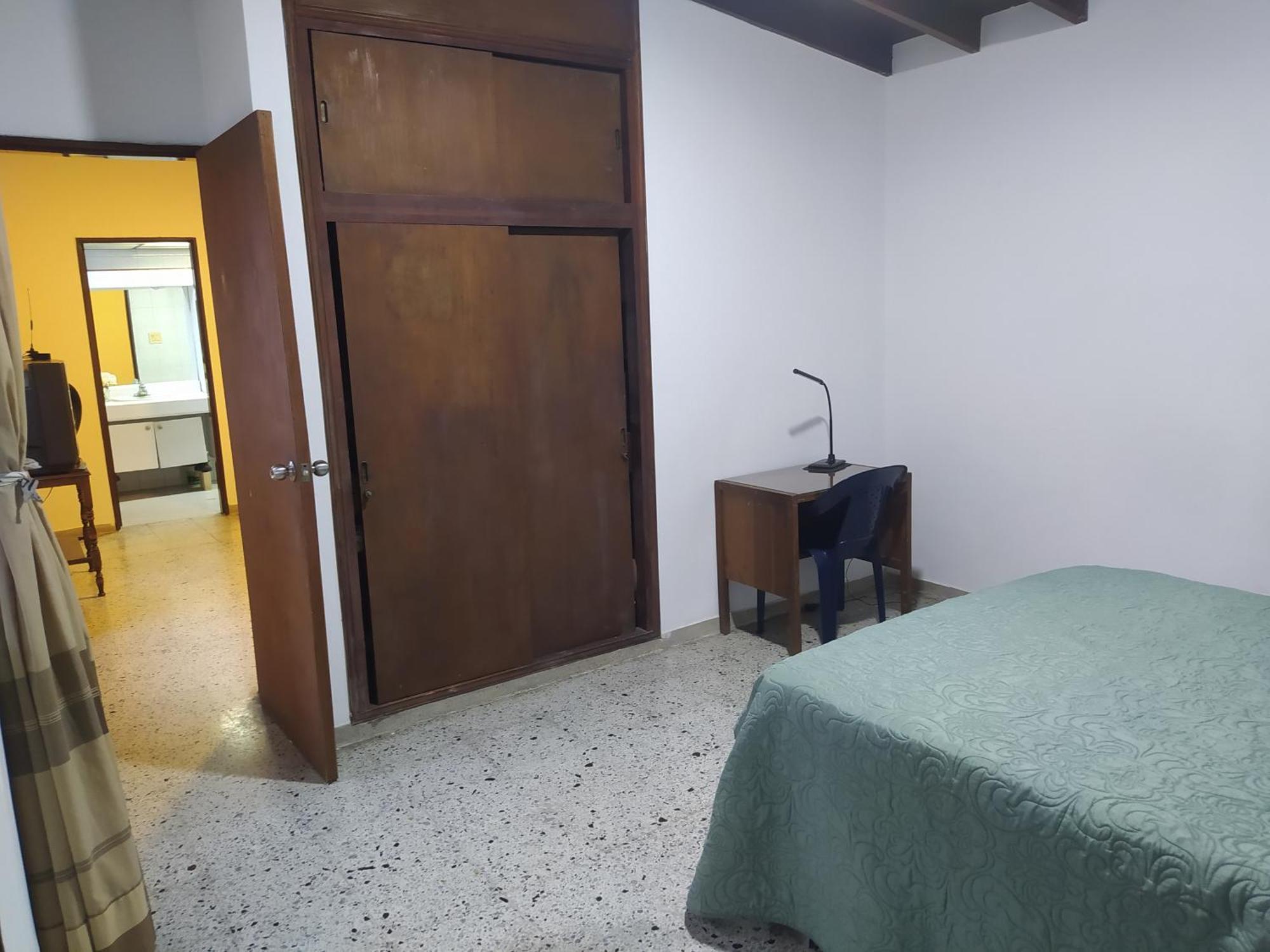The Flora House - Espacio Seguro, Amplio Y Acogedor Homestay *
