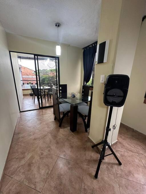 Apartment Comodo Y Bonito Medellin