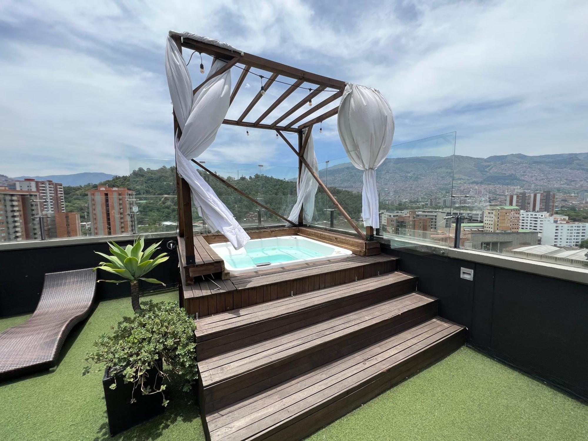 Hotel Tequendama - Estadio Medellin