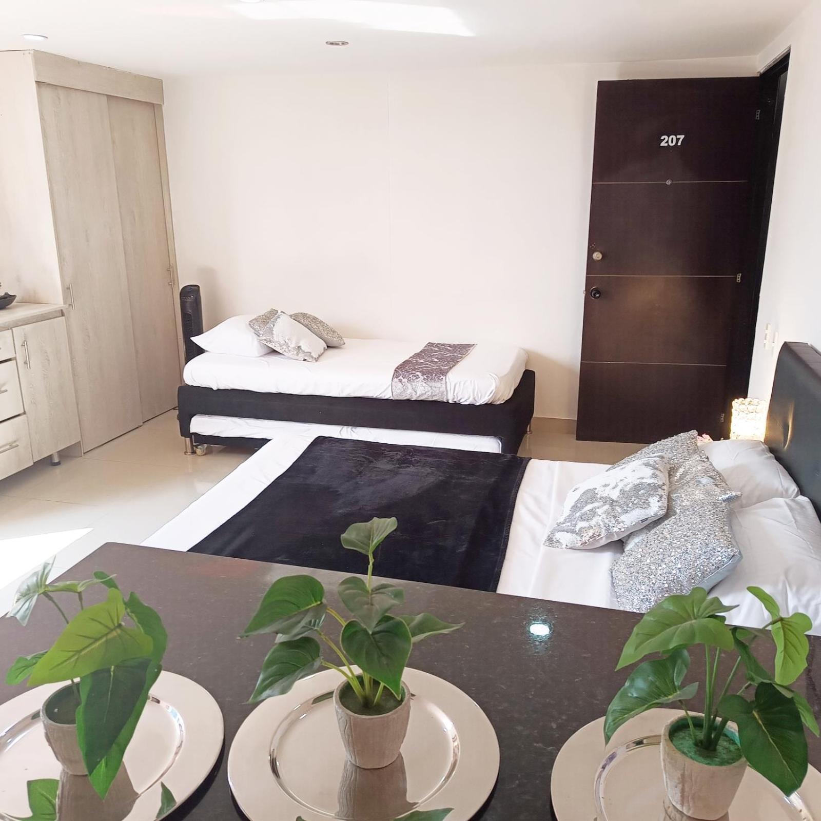 207 Apartasuite Poblado 1 Hasta 5 Personas *