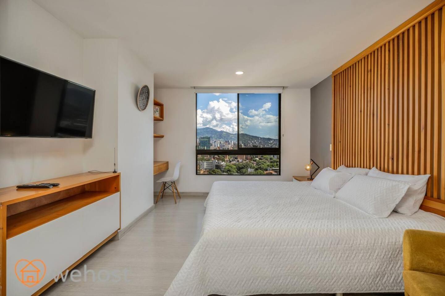 Lovely 2 Bedrooms In Poblado View Apartment Medellin