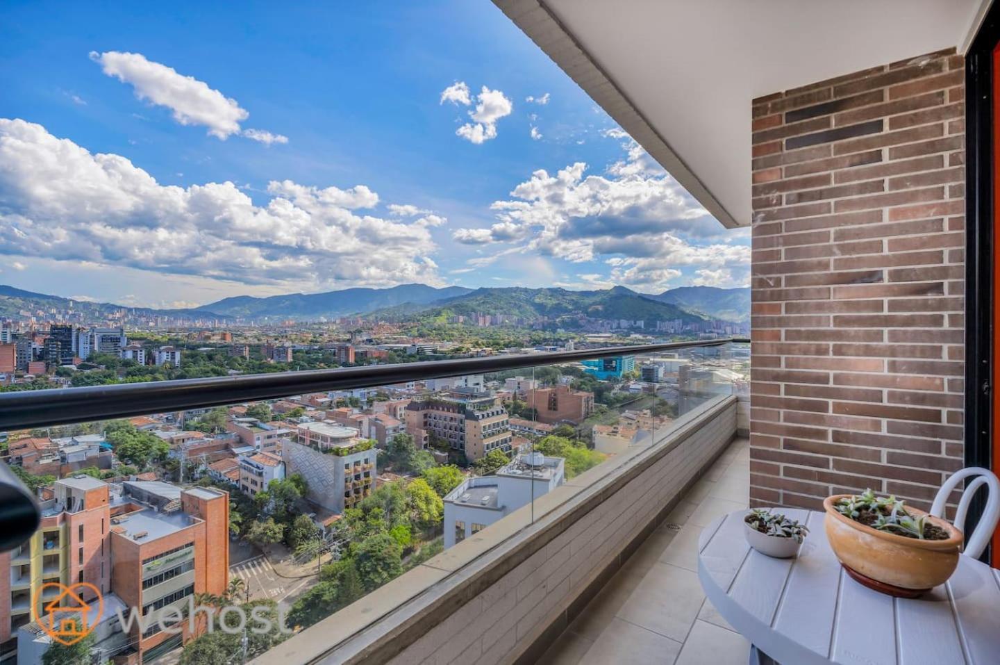 Lovely 2 Bedrooms In Poblado View Apartment