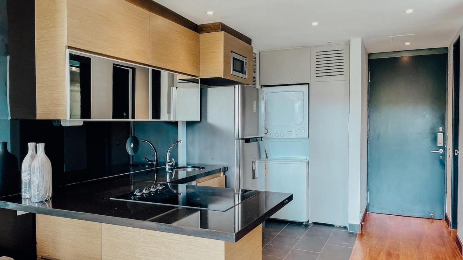 Apartment Amazing Luxury 1 Bedroom Gym & Pool Provenza 704