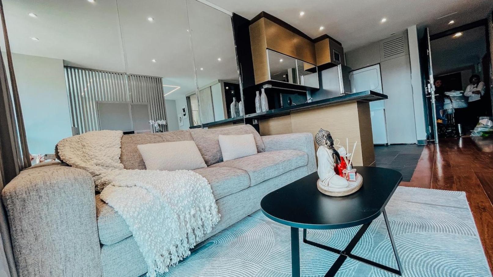 Amazing Luxury 1 Bedroom Gym & Pool Provenza 704