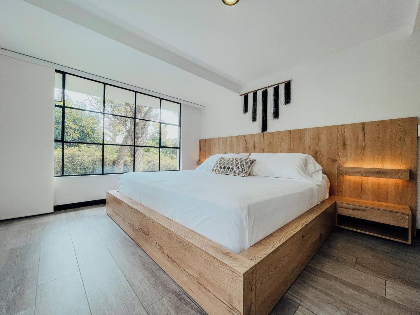 Japandi Style House 3 Bedroom & Bathtub Apartment Medellin