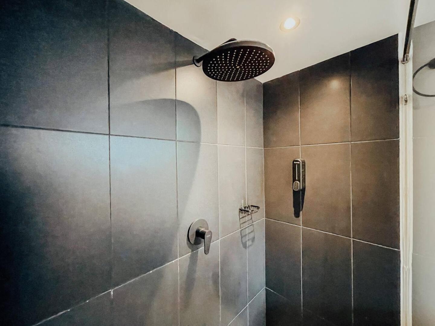 Japandi Style House 3 Bedroom & Bathtub Apartment Medellin