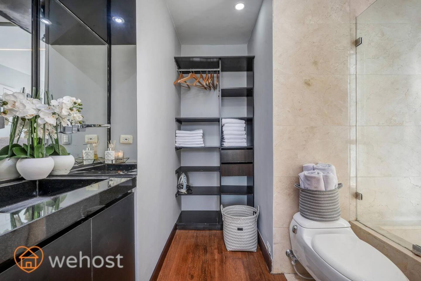 Amazing Luxury 1 Bedroom Gym & Pool Provenza 704