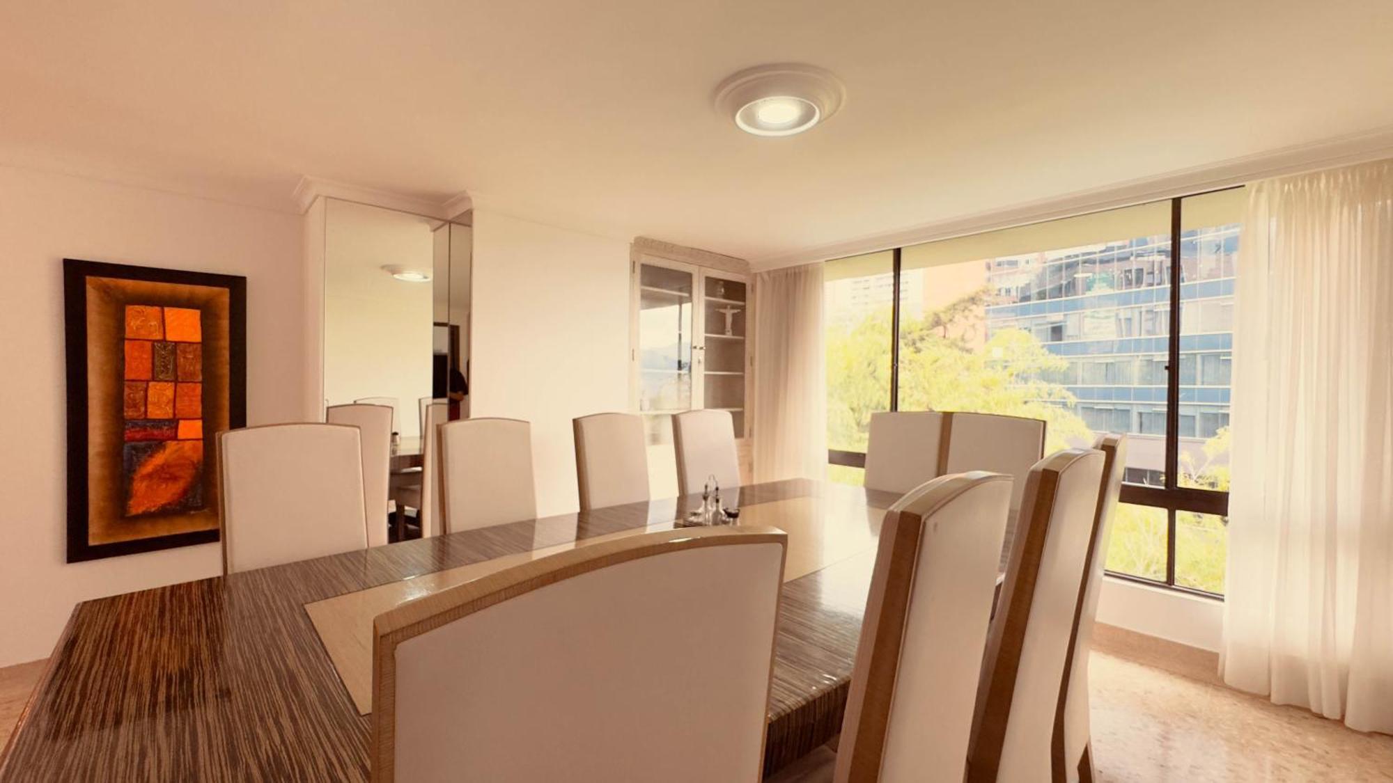 Apartamento 5 Hab, Espacioso, Piscina, Al Lado Del Tesoro! Medellín