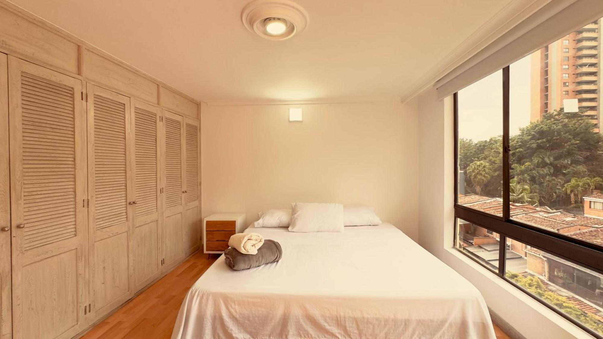 5 Hab, Espacioso, Piscina, Al Lado Del Tesoro! Apartamento