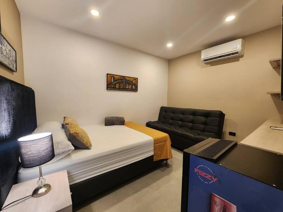 Estudio Parque Del Poblado 204 Apartamento *