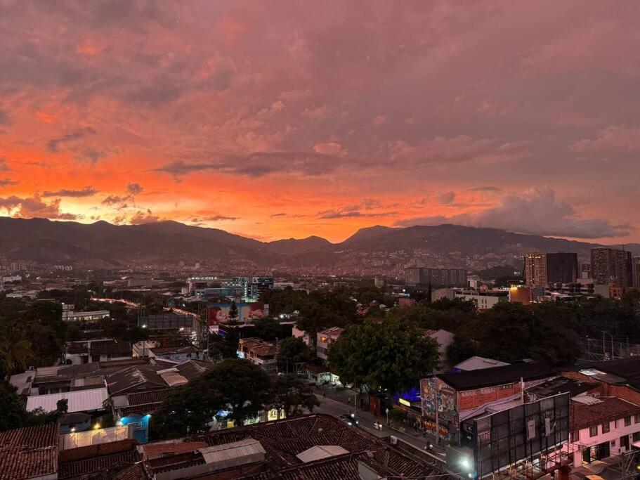 Exclusivo En Poblado Con Ac A 1 Min Provenza *