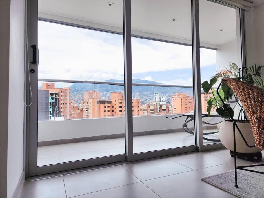 Penthouse In Heart Of Laureles Apartment
