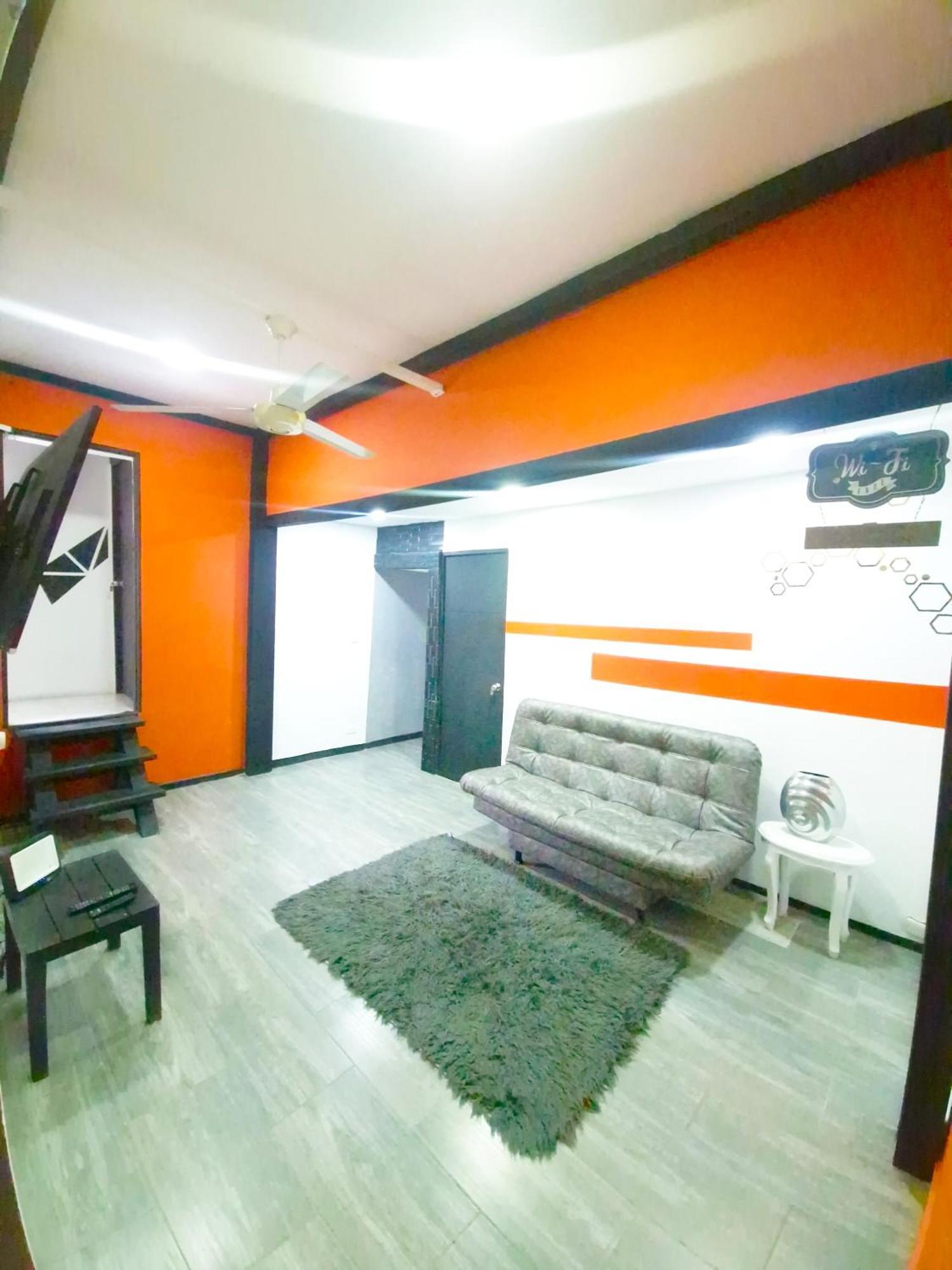 Urban 8 Bedrooms At Poblado Apartamento Medellín