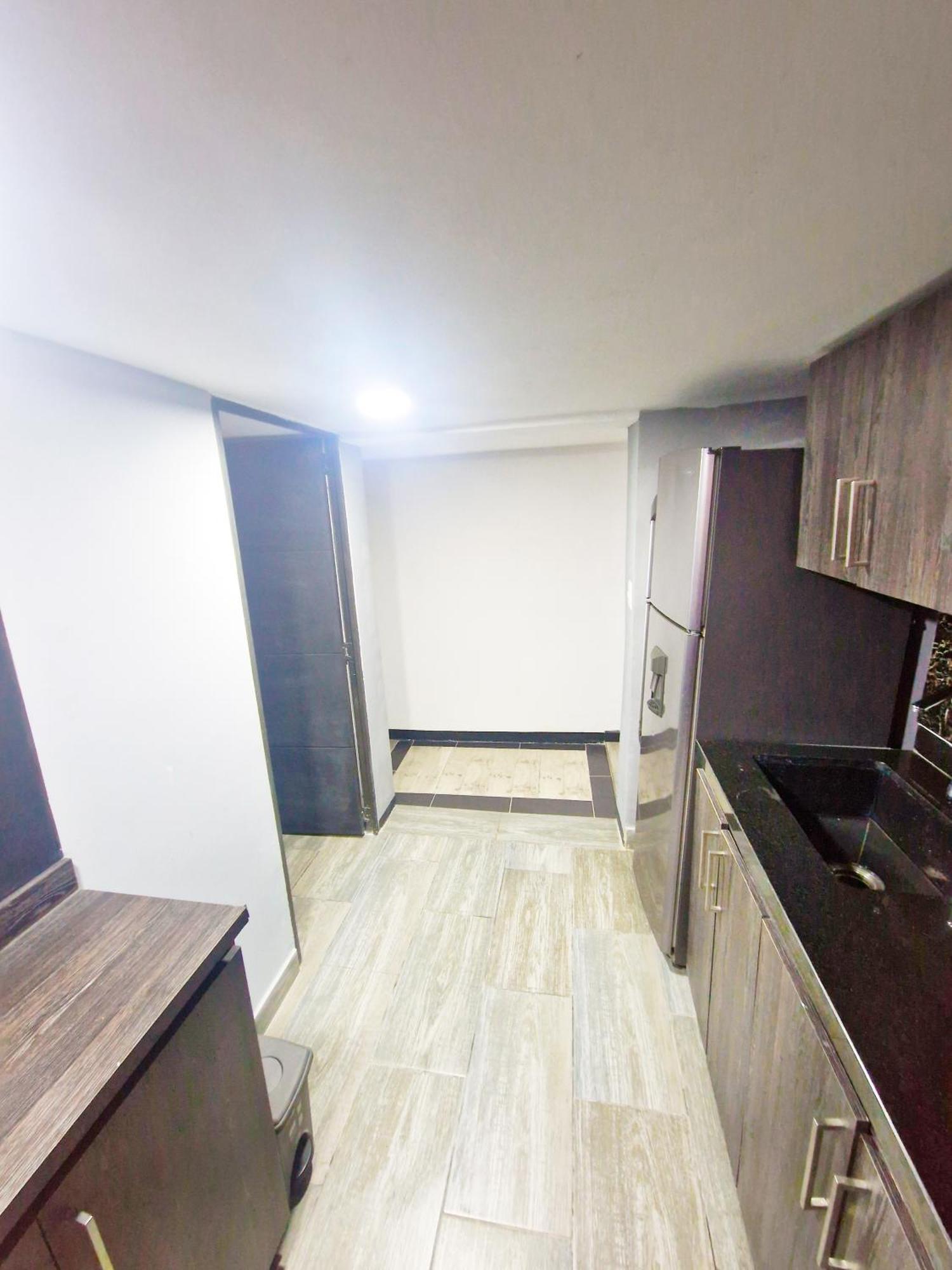 Apartment Sunset Strip # 301c Icon Lleras Park 301 *