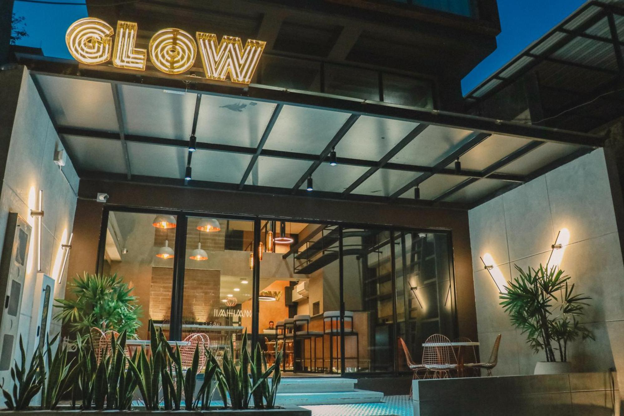 Hotel Glow 4*