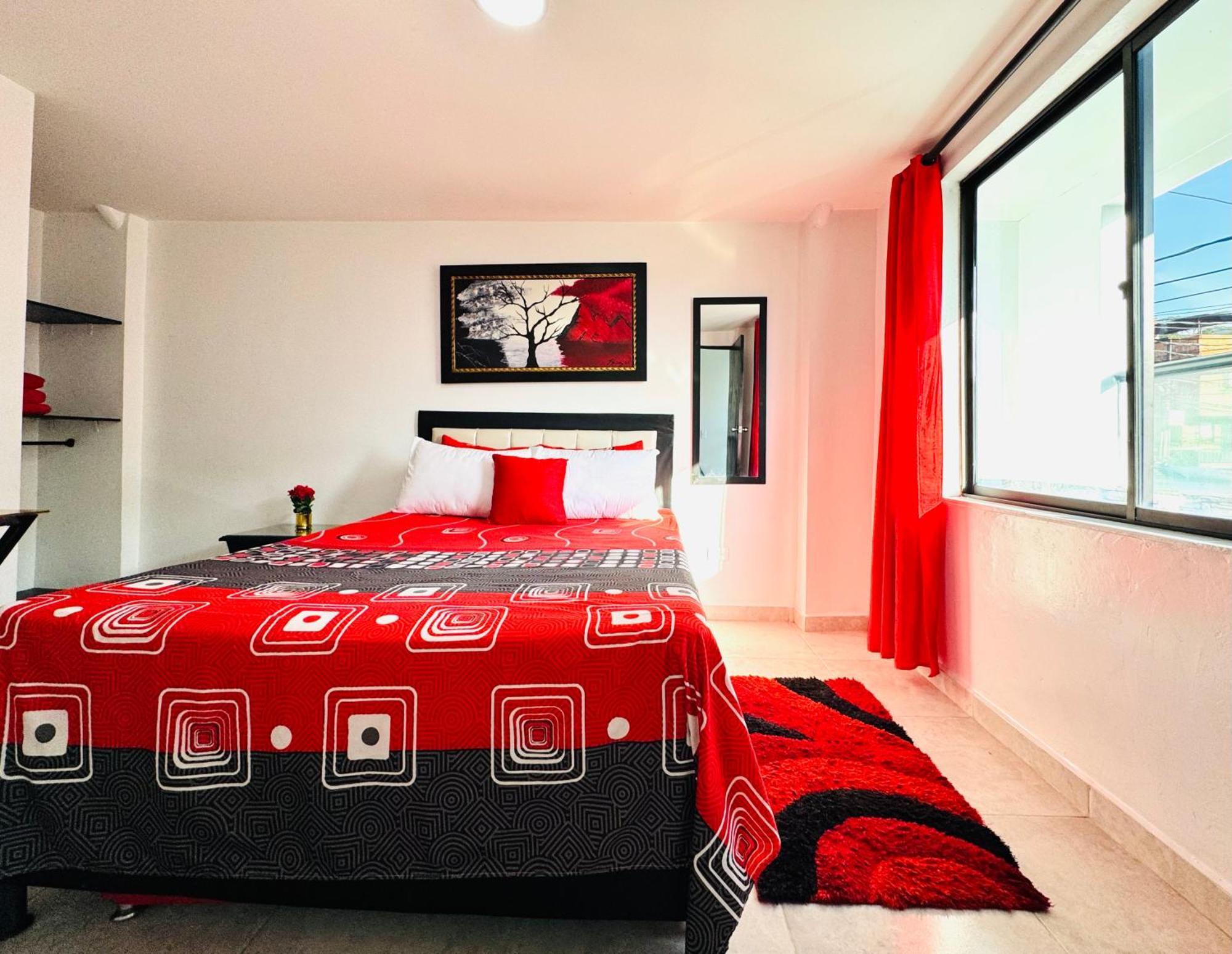 Victory Apartments: Cozy With Wi-fi & Shared Terrace In Apartment *